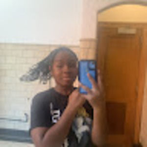 Meet your Posher, Leanna